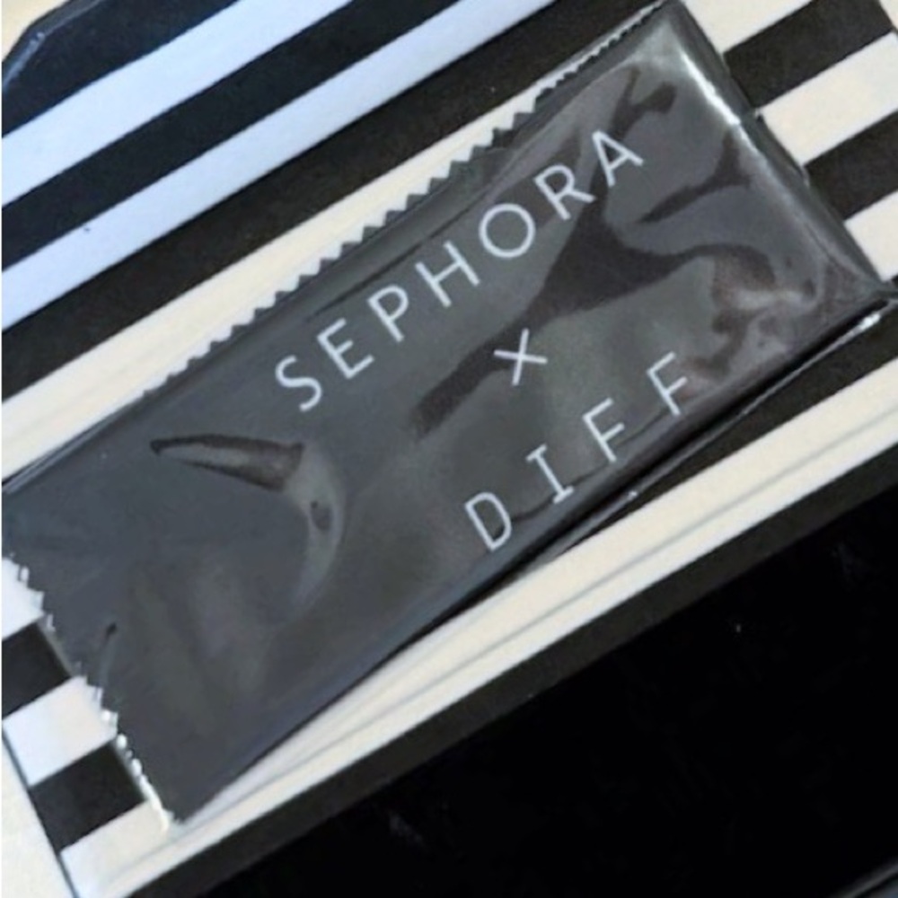 Sephora x Diff Sunglasses Limited Edition - Picture 4 of 4